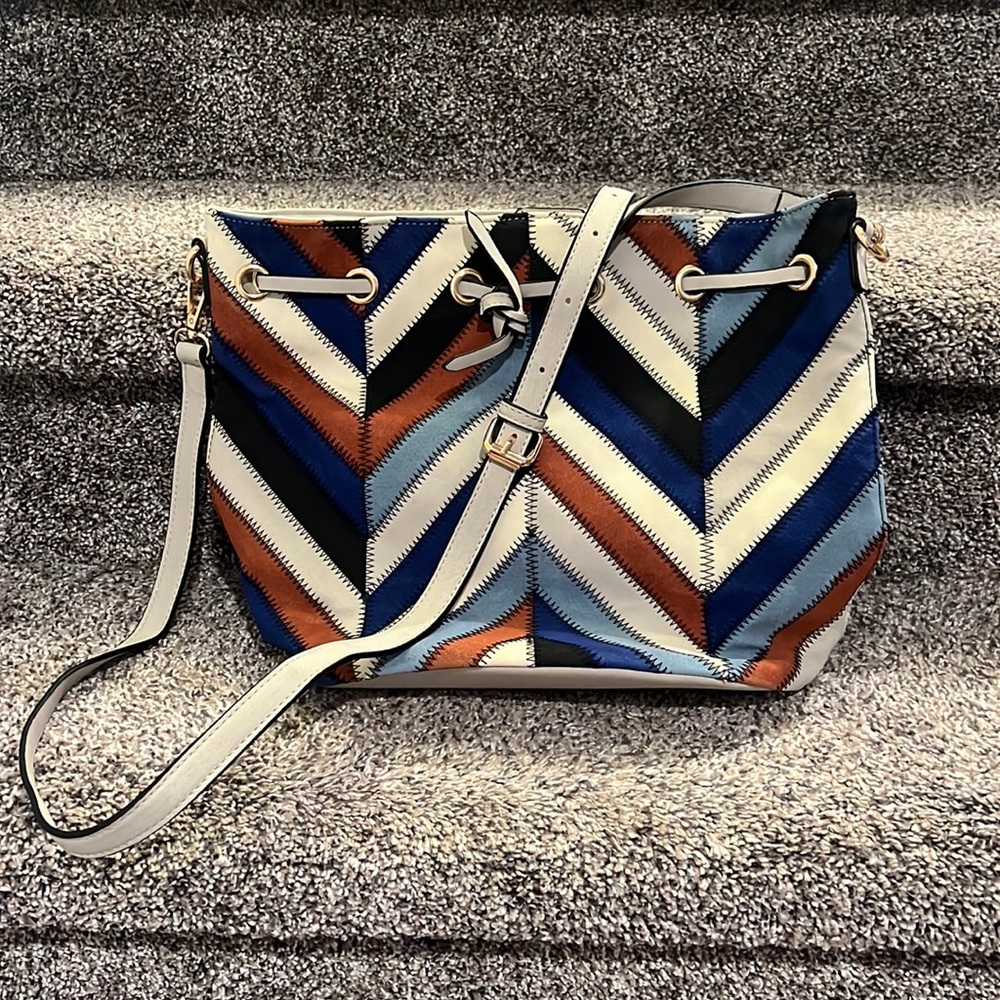 Stitch Bucket Bag